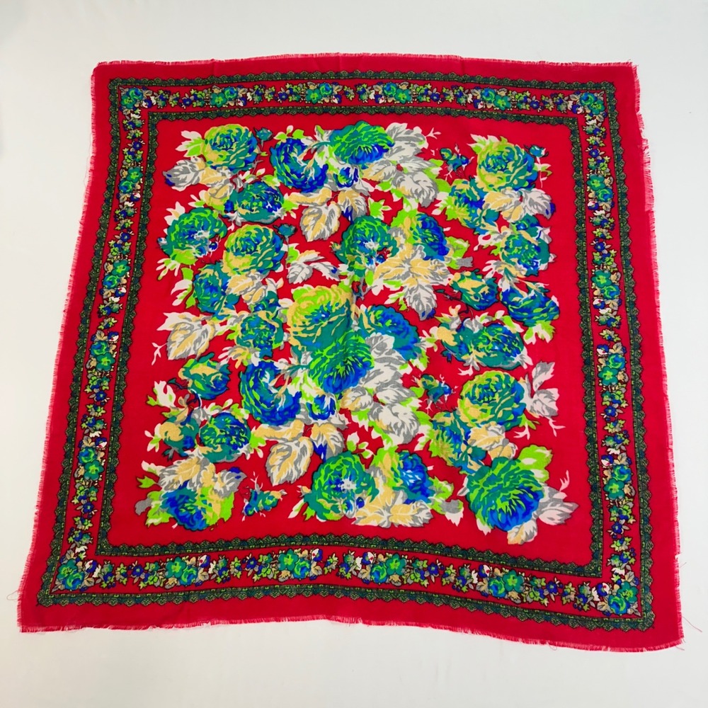 Vintage Russian Style Floral Shawl Red Rose Babushka Square Scarf Fringed 30x30